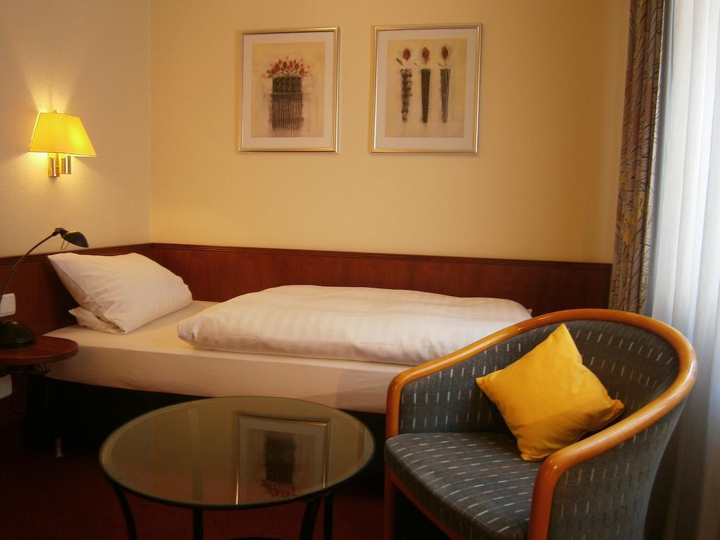 Hotel Bremer Tor Stuhr Εξωτερικό φωτογραφία